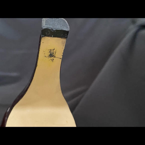 Brown Patent Mary Jane Heels 👠 - Picture 4 of 6